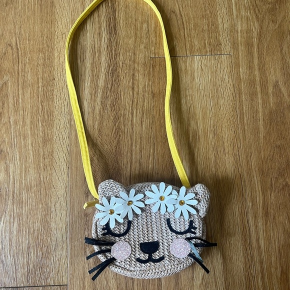 Other - Kids Cat Face‎ Crossbody Bag with Yellow Strap